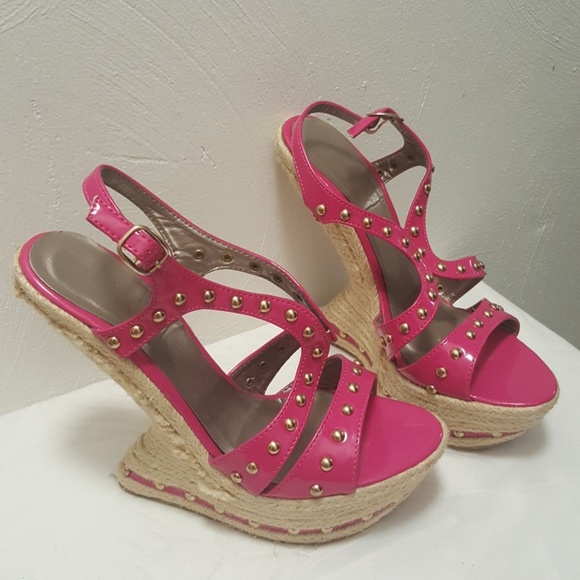 Shoes - Sexy Fushia Shoes